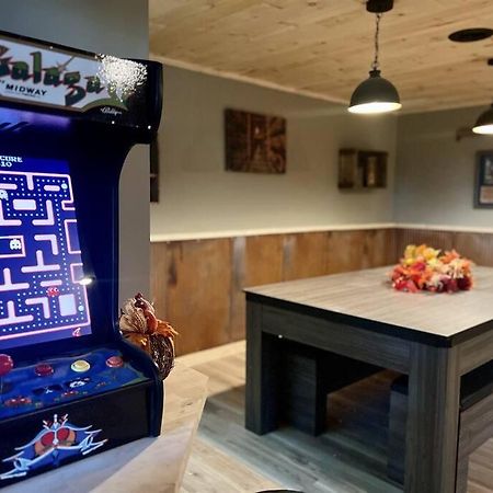 Moonshine Manor-Pets Ok-W/D-Pool Table-Arcade-Hot Tub Βίλα Gatlinburg Εξωτερικό φωτογραφία