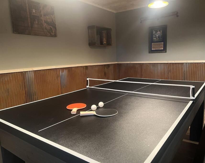 Moonshine Manor-Pets Ok-W/D-Pool Table-Arcade-Hot Tub Βίλα Gatlinburg Εξωτερικό φωτογραφία