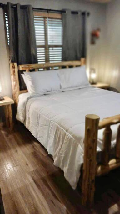 Moonshine Manor-Pets Ok-W/D-Pool Table-Arcade-Hot Tub Βίλα Gatlinburg Εξωτερικό φωτογραφία