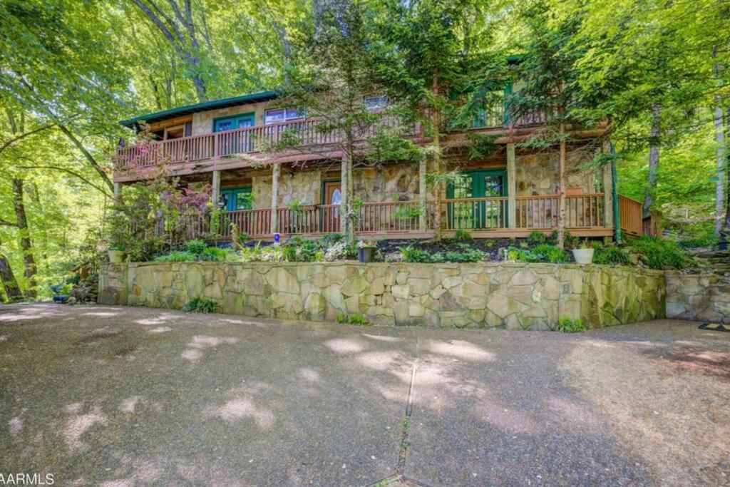 Moonshine Manor-Pets Ok-W/D-Pool Table-Arcade-Hot Tub Βίλα Gatlinburg Εξωτερικό φωτογραφία